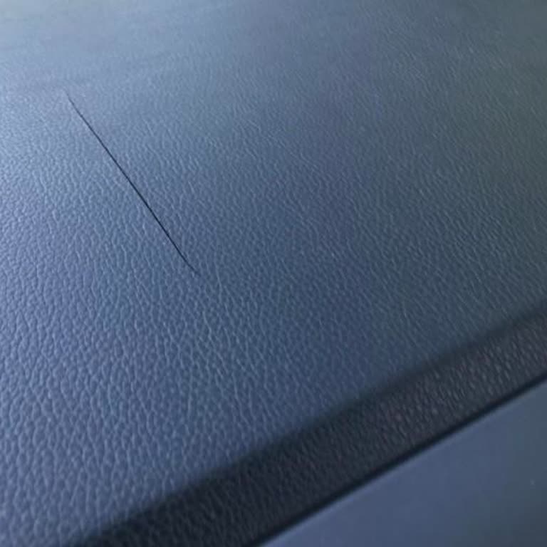 Kia Sportage Göğüs Çatlağı Ve İlgisiz Alakasız Marka