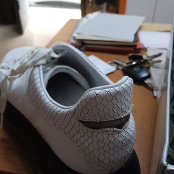 Hotiç Ayakkabı Hediye Ayakkabının Hızla Bozulması Ve İade Sorunu