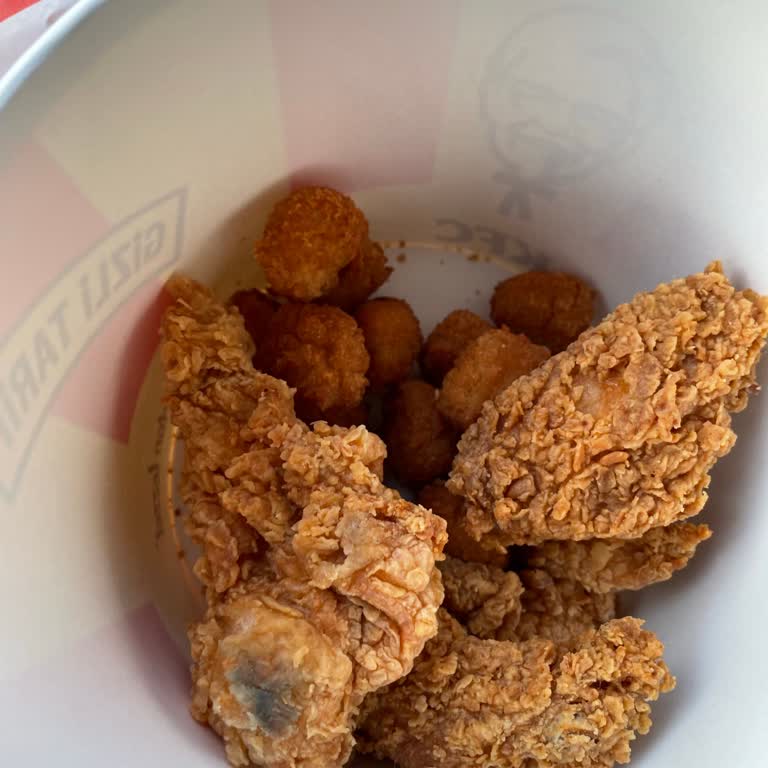 KFC Küflü Tavuk Kanadı