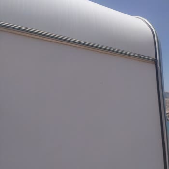 Erba Karavan İşçilik Sıfır. İlgilenen Kimse Yok