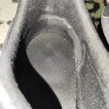 3 Ay Önce Boyner'den Aldığım Ayakkabılarım Kullanılamaz Halde Şu An