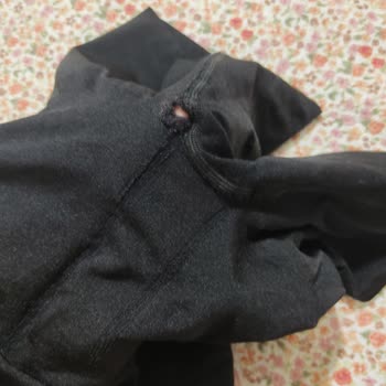 Penti Bir Giyinmede Yırtılan Korse