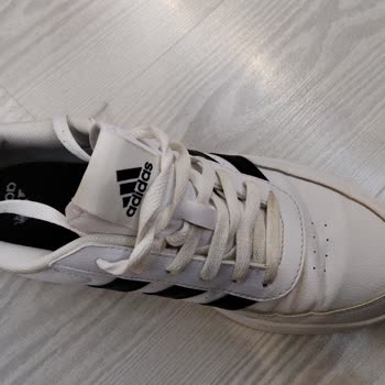 adidas Ürünü Satana Kadar Her Şey