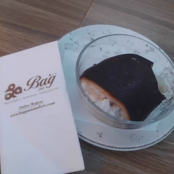 Bağ Pastanesi Kazandibi Diye Tavuk Göğsü