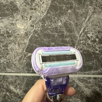 Gillette Venüs Extra Smooth Tıraş Makinesi Eski Geldi