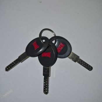 Kale Kilit Kendi Kendine Kilidi Kırması