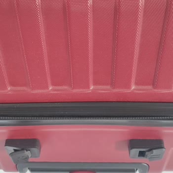 A101 Raboom Marka Valiz Çok Dayanıksız