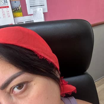 Koleston Wella 3 Numara Boya Saçlarımı Siyah Yaptı