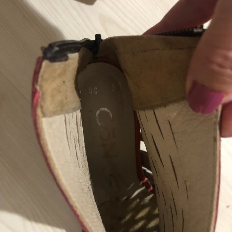 Gön Deri Ayakkabı Tabanı Kırıldı