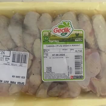 Gedik Piliç Marka Kanatlar Bozuk, Çürük, Kokmuş