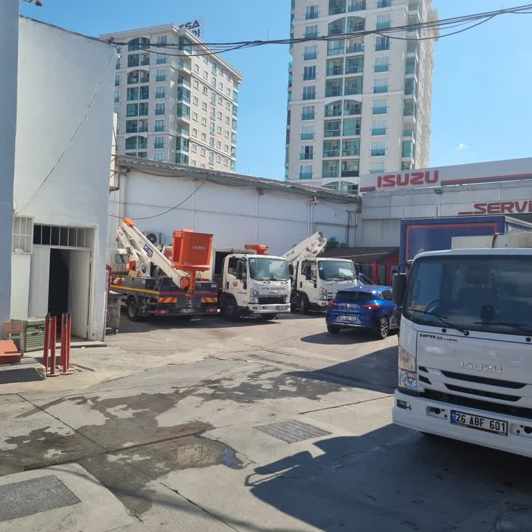 Isuzu Serviste Ofis Çalışanlarının İlgisizliği Ve Terbiyesizliği