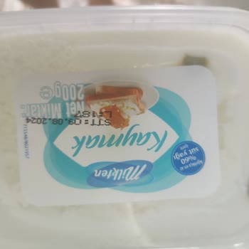 A101 Milkten Marka Kaymak Küflenmesi