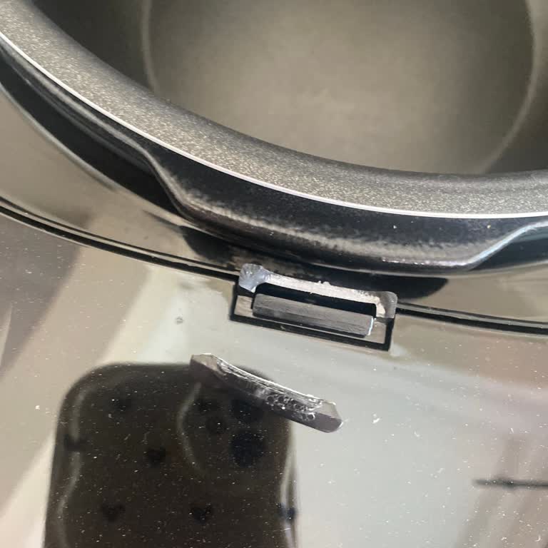 Philips ALL İn One Cooker Patlaması Güvenlik Endişesi Yarattı