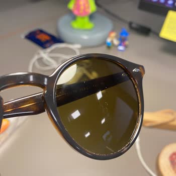 Atasun Optik Kendi Kendine Soyulan Gözlük Camı