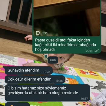 Arı Pastanesi Pastada Beklenmedik Malzeme Şikayeti