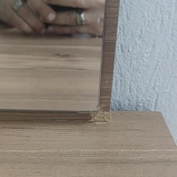 Vivense Gece Yarısı Teslim Edilen Kapı Dışarı Bırakıldı Ve Kurulmadı