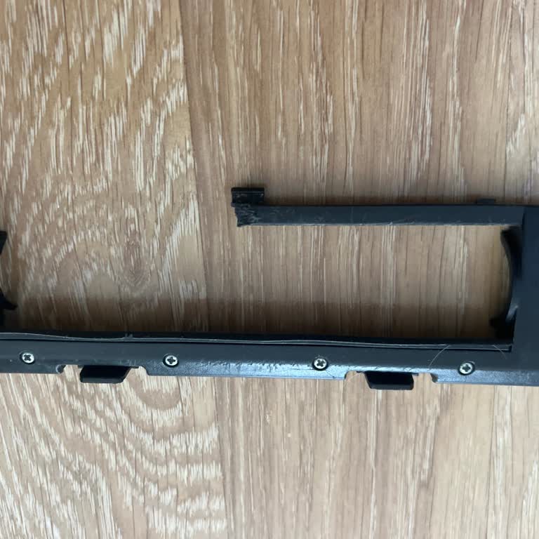 Omid Markaya Ulaşamıyorum Bu Nedenle De Yedek Parça Temin Edemiyorum