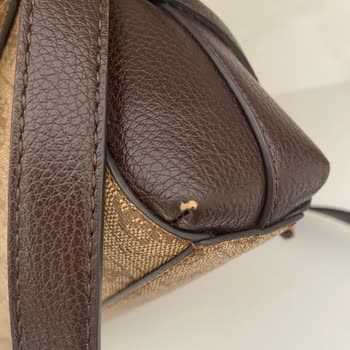 Guess 5 Ayda Soyulan Ve Her Yeri Deforme Olan Çanta!