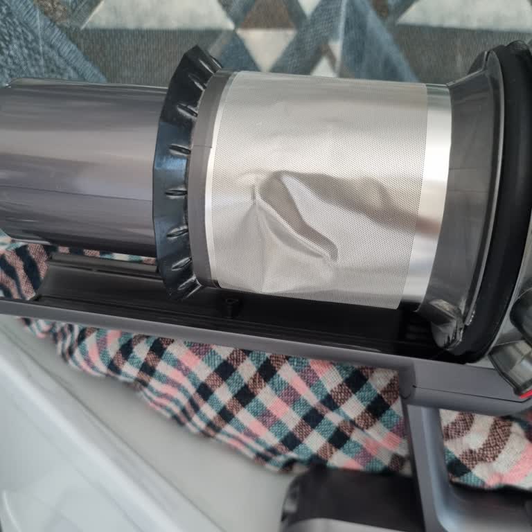 Dyson V15 Süpürge Toz Haznesi Sorunu