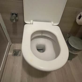 Assos Büyük Yıldızsaray Otel Kötü Hizmeti Ve Hijyen Sorunları