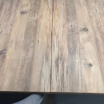 Modalife Yemek Masası Everest Tepesinden Daha Yamuk
