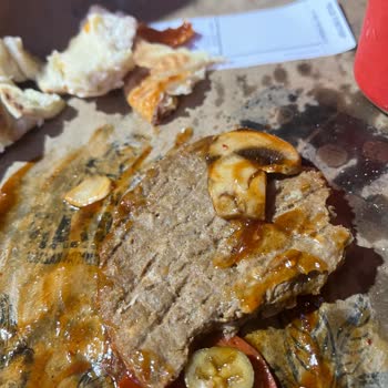 İşçi Blokları Domino's Çiğ Ürün Ve Kalitesiz Servis