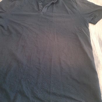 LCW'de Siyah Renkli Ürünlerin Kalitesizliği