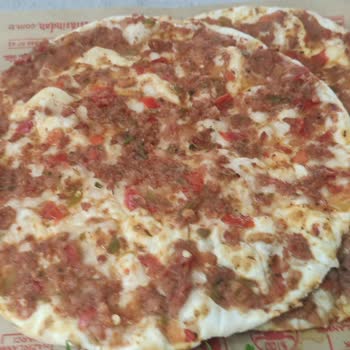 Ustasından Lahmacun Pide Mark Antalya Ustasından Pide Lahmacun Şikayeti