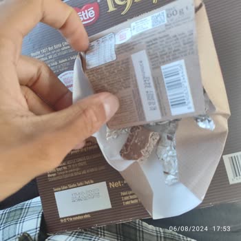 Nestle Bozuk Çikolata İle Karşı Karşıyayım Yine