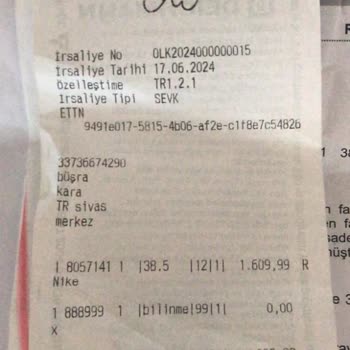 Deichmann Ürünlerinin Arkasında Durmuyor