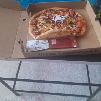 Trendyol Yemek Trendyol / Pizza Hut İş Birliği Müşteriyi Mağduriyeti