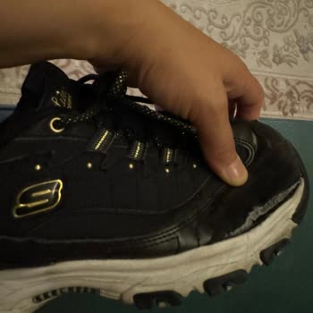 Amazon Ayakkabımda Açılma Meydana Geldi