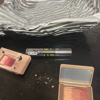 Sephora Kırık Allık Gönderdi
