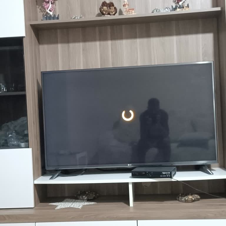 Exxen Exxen Çalışıyordu, Ancak 2-3 Gündür Yükleme Yapıyor Şeklinde