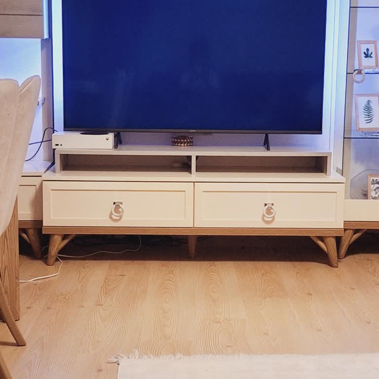 PHILIPS TV Home Tuşuna Basıldığında Ekran Kararıyor