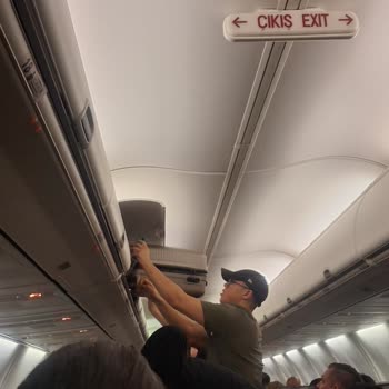 Sunexpress'in Bazı Müşterilerinin Bavullardan Para Alıp Almaması Hk.