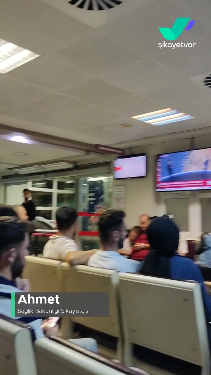Sağlık Bakanlığı Ümraniye Acilde Devamlı Araya Alınan Suçlular videonun kapak resmi