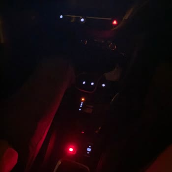 Opel Corsa 1.2T İç Aydınlatma Sönmeme Arızası