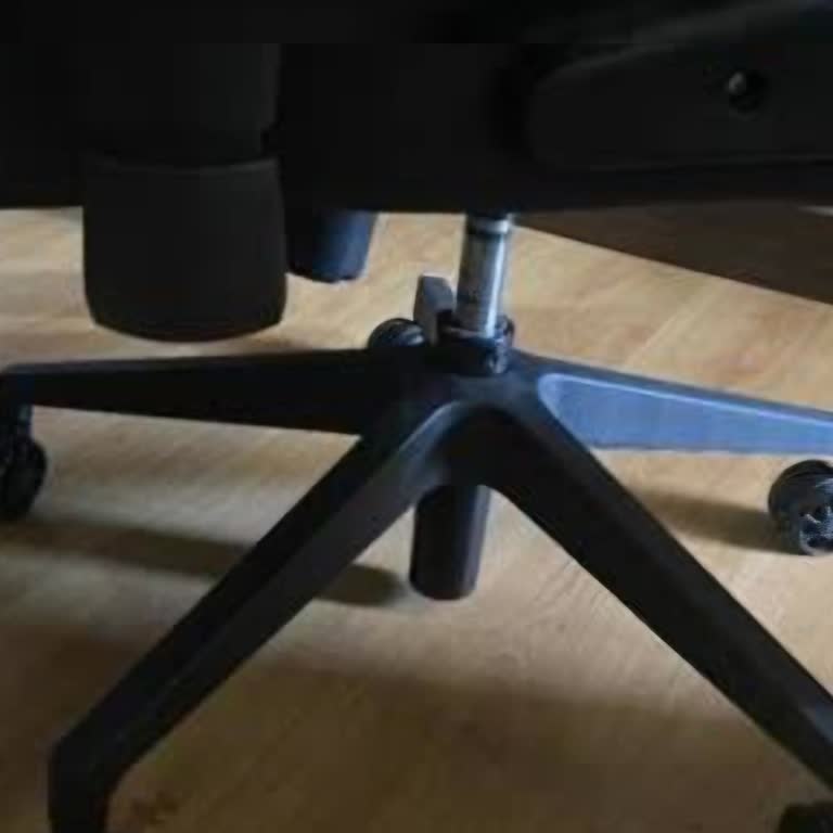 Rampage KL-R58 Oyuncu Koltuğu Kronik Amortisör Problemi