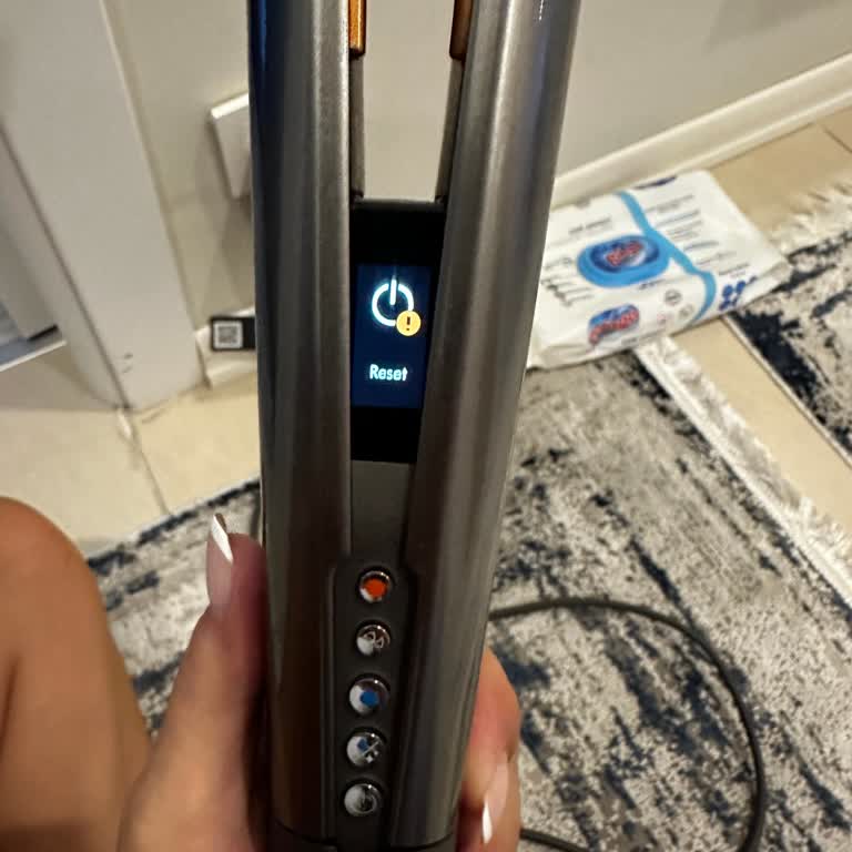 Dyson Airstrait Reset Hatası