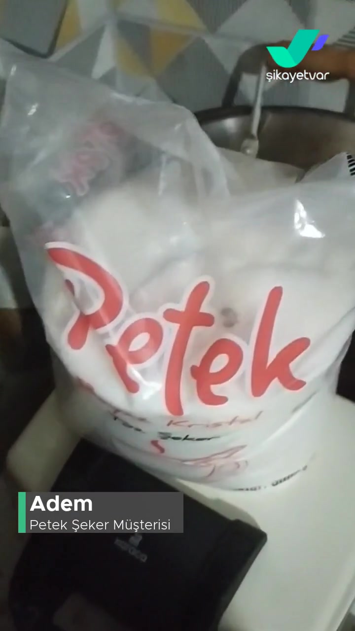 Petek Şeker İçinde Pislik Çıktı Siyah videonun kapak resmi