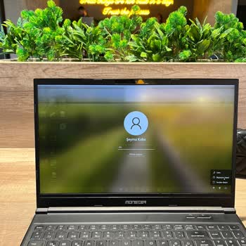 Monster Notebook Bilgisayarımda Ekran Ve Klavye Sorunları