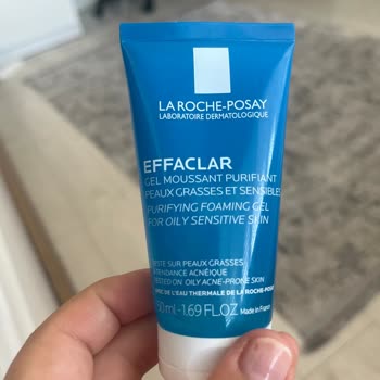 La Roche - Posay Yanlış Ürün: Yüzümü Yakan Nemlendirici