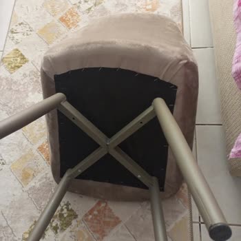Evkur Alışveriş Sandalyemizin Tamirini Ya Da Değişimini İstiyorum.