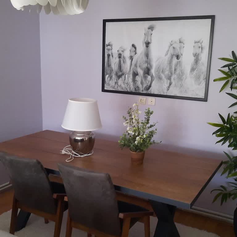 Alfemo Teslim Edilmeyen Sandalye