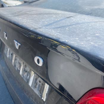 Akça Volvo Denizli Aracıma Hasar Verdi