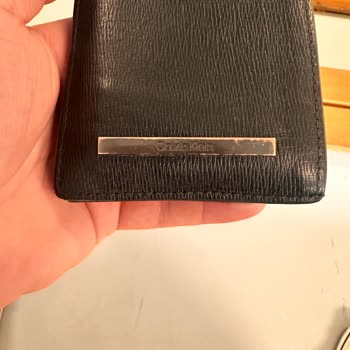 Boyner Calvin Klein Cüzdan Renk Atması Ve Yırtık