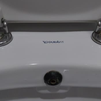 Duravit Klozet Kapağı 2. Kez Çatladı