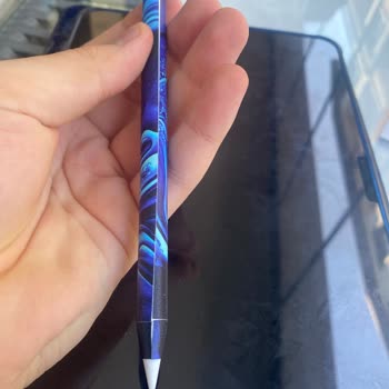 Papscover Pencil 2 Kaplaması Ölçüsüz Kesimler Ve Kötü İşçilik