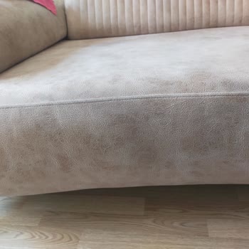 Modalife Bir Günde Leke Olan Koltuklar